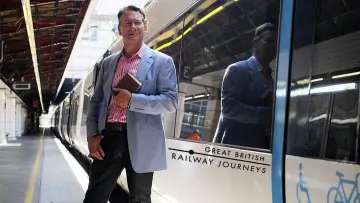 Zasłona к сериалу "Great British Railway Journeys" #1375325