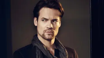 Zasłona к сериалу "Nikita" #1340578