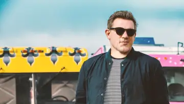 Zasłona к сериалу "Wielki wyścig food trucków" #1226545