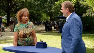 Zasłona к сериалу "Antiques Roadshow" #1346942