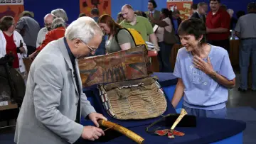 Zasłona к сериалу "Antiques Roadshow" #1346946