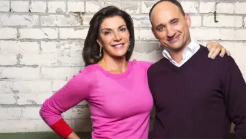Zasłona к сериалу "Pokochaj lub sprzedaj" #1317000