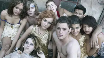 Zasłona do serialu "Skins" #1914687