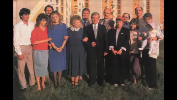 Zasłona к сериалу "Szomszédok" #1390712