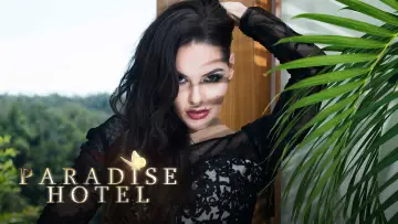 Zasłona do serialu "Paradise Hotel" #1317580