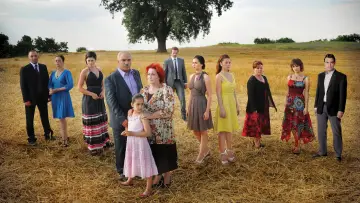 Zasłona к сериалу "Yaprak Dökümü" #1333179