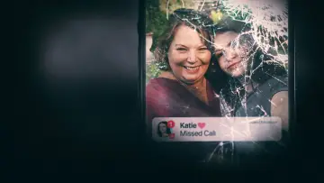 Zasłona do serialu "Missed Call" #1811800