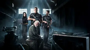 Zasłona do serialu "Głowa węża" #1552163