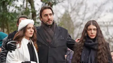Zasłona к сериалу "Taşacak Bu Deniz" #1320054