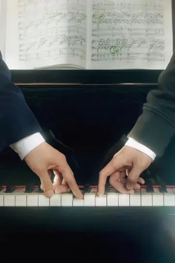 Plakat к сериалу "포핸즈" #1472062