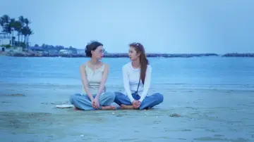Zasłona к сериалу "ลัลล์ไม่ชอบไวน์" #1472274