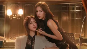 Zasłona do serialu "Księżycowy cień" #1227116