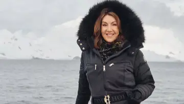 Zasłona do serialu "Jane McDonald: From Pole to Pole" #1748307
