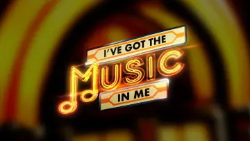 Zasłona do serialu "I’ve Got The Music In Me" #1229786