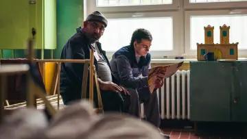 Zasłona do serialu "Oddíl B" #1848027