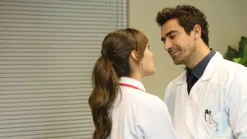 Zasłona do serialu "Doktor: Başka Hayatta" #1490410