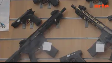 Zasłona do serialu "Ekstremizm prawicowy: Nowe zagrożenie terrorystyczne" #1557663