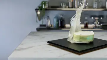 Zasłona do serialu "The Ultimate Baking Championship" #1555029