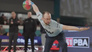 Zasłona do serialu "Urodzeni do bowlingu" #1555594