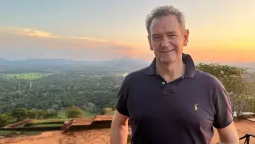Zasłona do serialu "Alexander Armstrong in India" #1499467