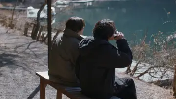 Zasłona do serialu "スモークブルーの雨のち晴れ" #1489410