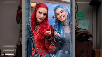 Zasłona do serialu "Locker Diaries: Descendants" #1227581