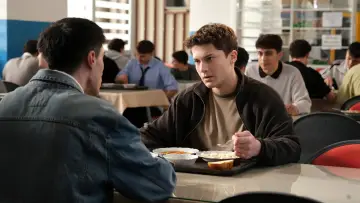 Zasłona к сериалу "Rozdarci" #1219008