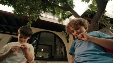 Zasłona к сериалу "Rozdarci" #1219014