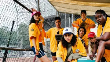 Zasłona do serialu "Slo Pitch" #1782350