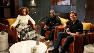 Zasłona do serialu "Paradise: Official Podcast" #1793239