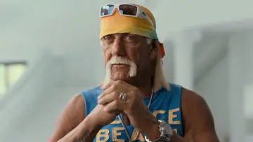 Zasłona do serialu "Hulk Hogan: Amerykanin z krwi i kości" #1555527