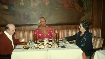 Zasłona do serialu "Hulk Hogan: Amerykanin z krwi i kości" #1669840