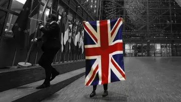 Zasłona do serialu "Brexit: A Very British Civil War" #1512344