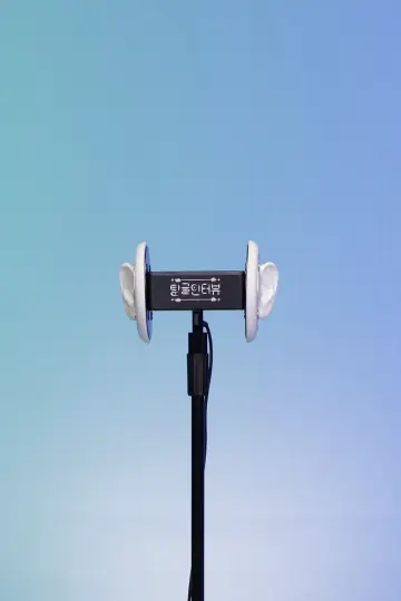 M2 ASMR plakat