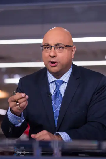 Plakat do serialu "The 11th Hour with Ali Velshi" #1719021