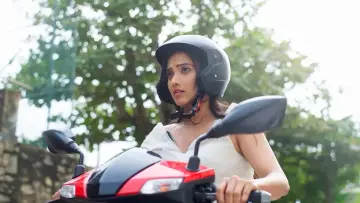 අමුතු කල්ලිය plakat