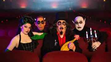 Zasłona do serialu "House of Svengoolie" #1560643