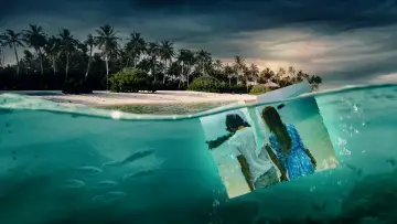 Zasłona do serialu "Klątwa Love Island" #1495697