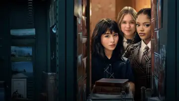 Zasłona do serialu "Locker Diaries: Coven Academy" #1888538