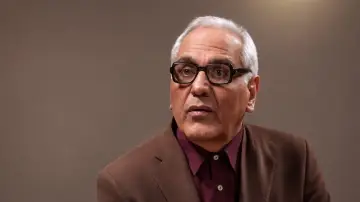 Zasłona do serialu "مرد سه هزار چهره" #1586402