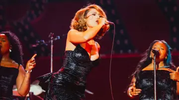 Zasłona do serialu "Radio 1 na festiwalu w Reading i Leeds" #1817357