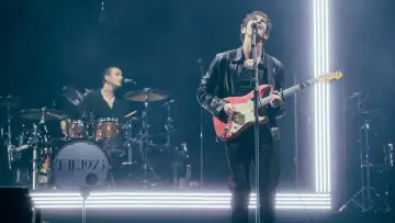 Zasłona do serialu "Radio 1 na festiwalu w Reading i Leeds" #1817360
