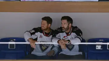 Zasłona do serialu "Hometown Giants" #1805442