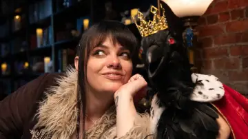 Zasłona do serialu "Cassie Workman is Witchy AF" #1848004