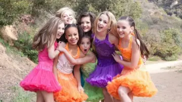 Zasłona к сериалу "Dance Moms" #1311039