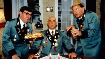 Zasłona do serialu "Hausmeister Krause – Ordnung muss sein" #1748139