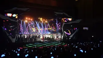 Zasłona do serialu "Festiwal Piosenki KBS" #1558457