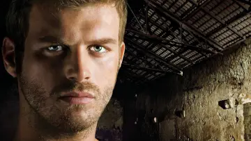 Zasłona к сериалу "Kuzey Güney" #1377563