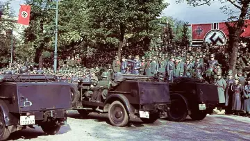 Zasłona к сериалу "World War II in Colour" #1461744