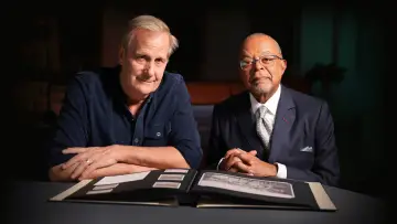Zasłona к сериалу "Finding Your Roots" #1391857
